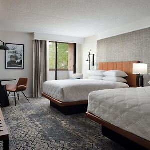 Deluxe Queen Room Two Queen Beds Balcony
